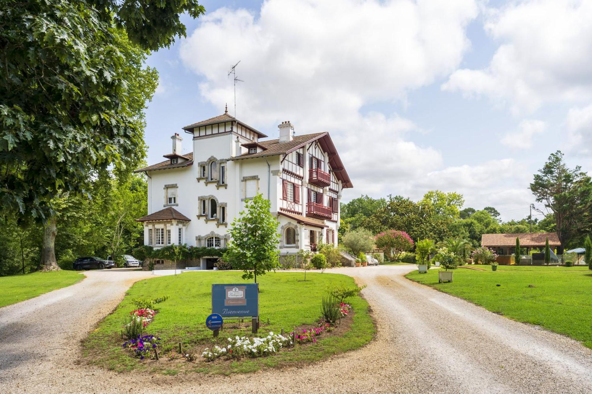 苏斯通Domaine De Bellegarde别墅 外观 照片